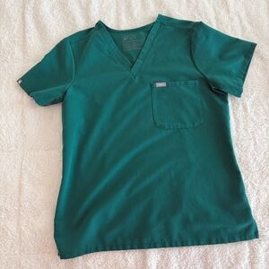 Hunter Green Figs Catarina Scrub Top